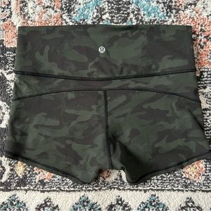 In Movement High-Rise Short 2.5" *Everlux - Size 10